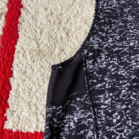 B&W Athletic Mesh Camo Tank - Picture 5 of 5